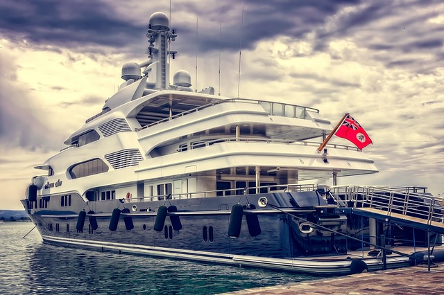 yacht 3480913 640